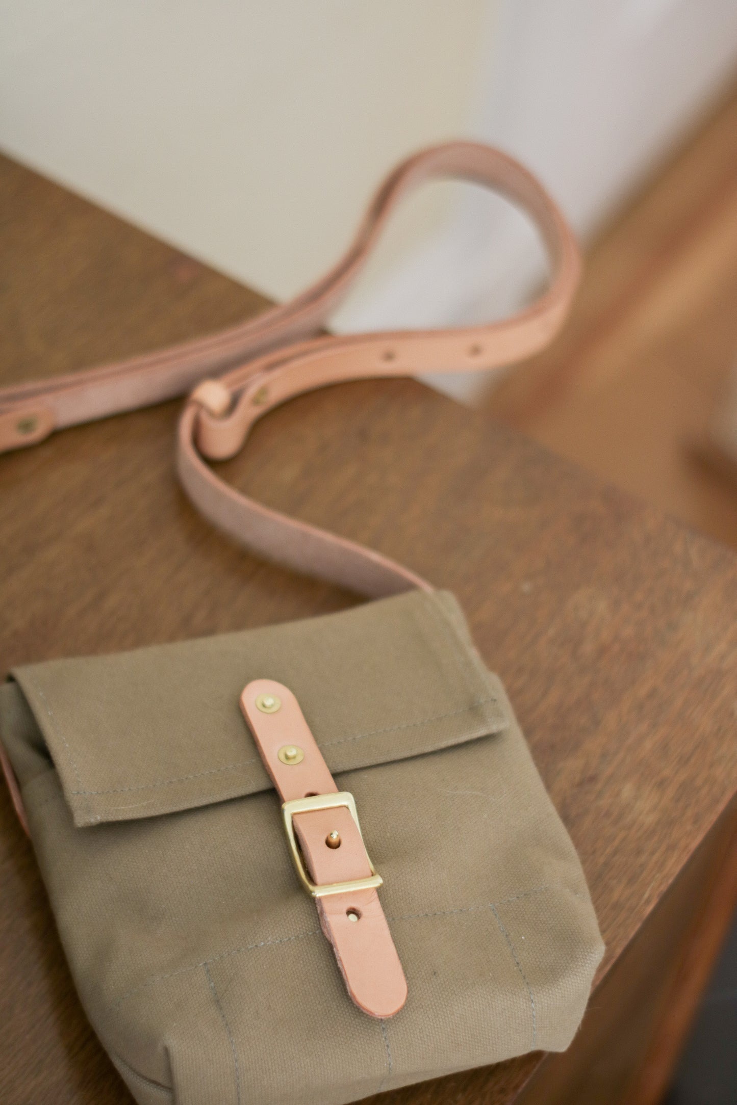 Small Cross Body Bag | HEAVY TAN CANVAS