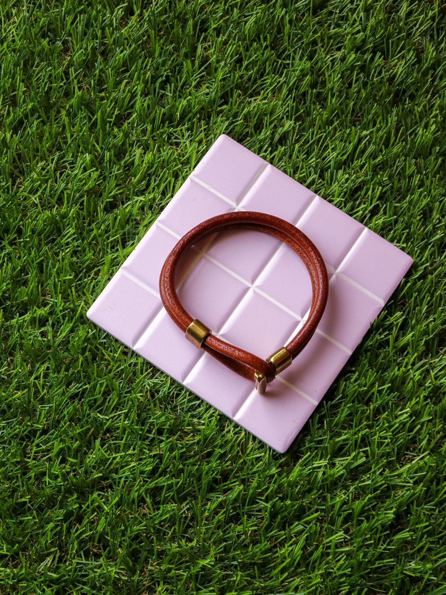 [MISFIT/SAMPLE] Friendship Leather Bracelet | 8" BROWN + BRASS