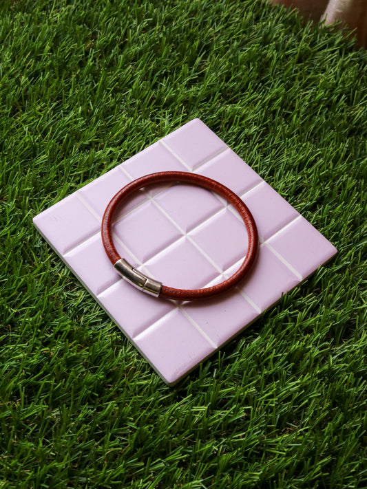 [MISFIT/SAMPLE] Friendship Leather Bracelet | 8 1/2" TAN + SILVER MAGNETIC CLASP