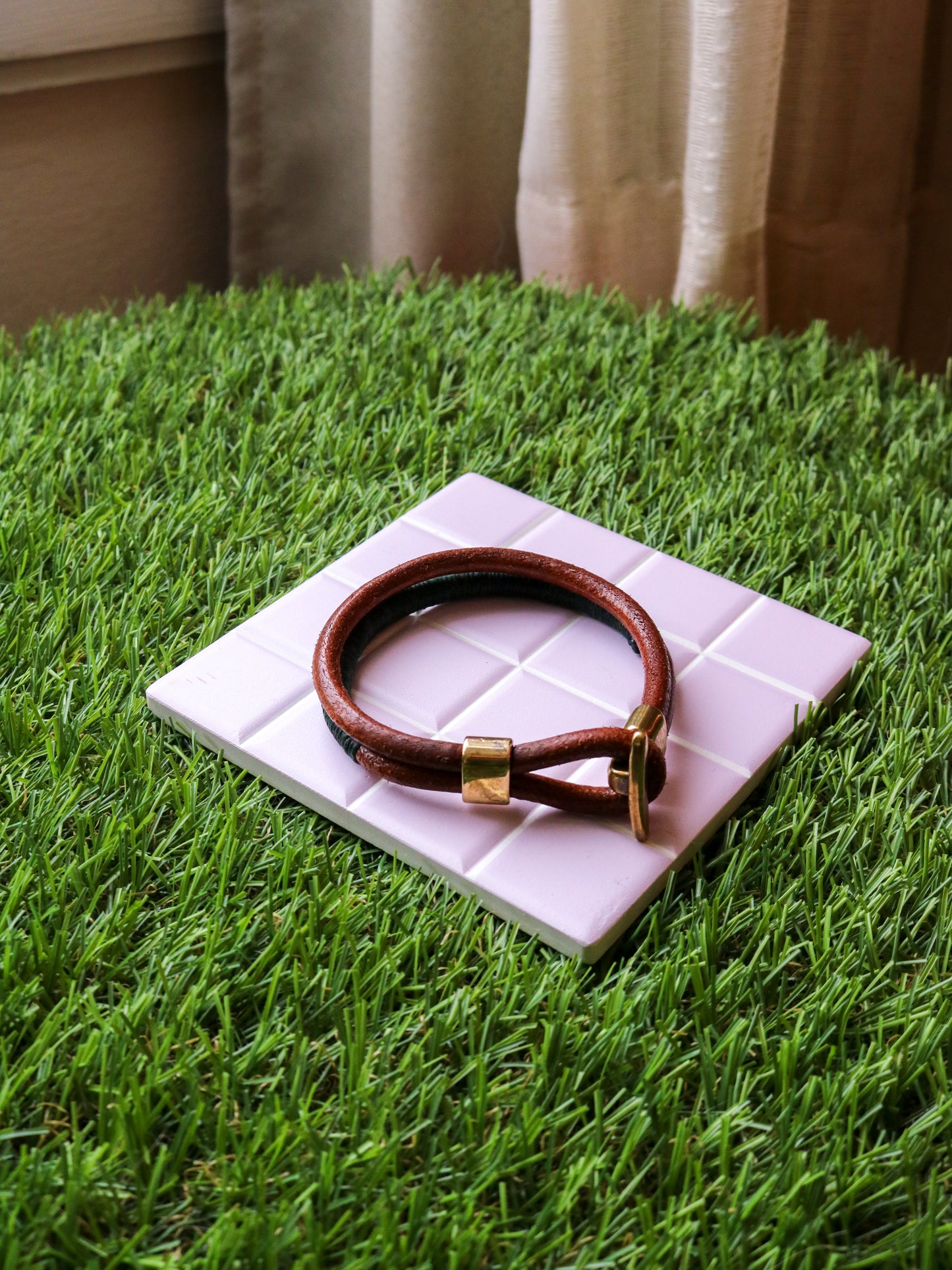 [MISFIT/SAMPLE] Friendship Leather Bracelet | 8.25"  TAN + GREEN THREAD + BRASS