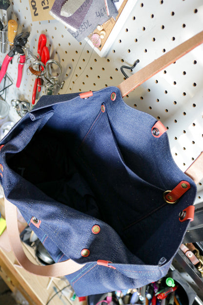 Quilted-Bottom Tote Bag | 3-D