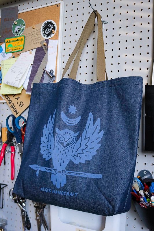 A.H. LOGO TOTE BAG | Leather-Free