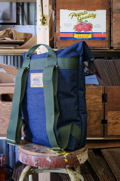 [MISFIT/SAMPLE]  DENIM FOLD-OVER BACKPACK - NYLON STRAPS - OLIVE